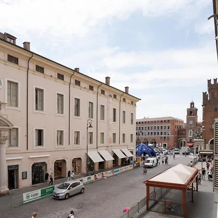 Le Stanze Del Savonarola 费拉拉